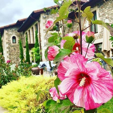La Fuentona De Santillana 산틸라나델마르 외부 사진
